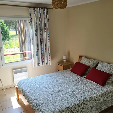 Spacious With Pool *