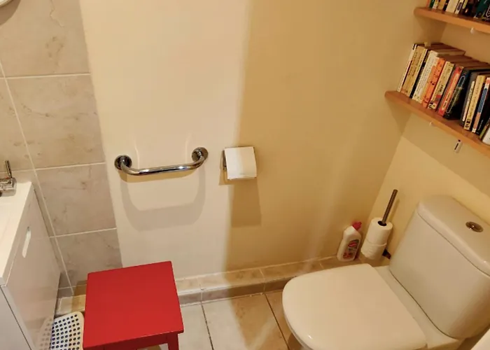 Apartman Spacious With Pool