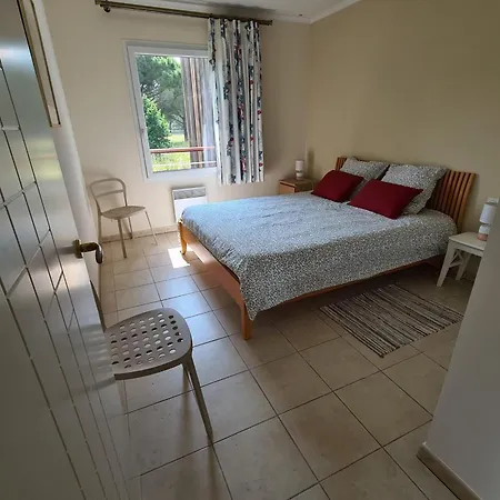 Spacious With Pool *