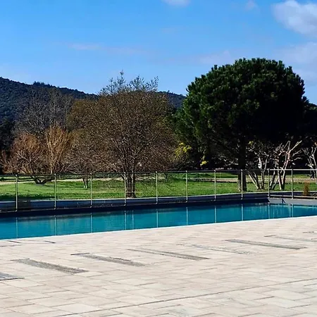 Spacious With Pool Appartement