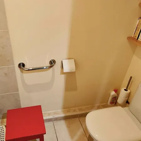 Spacious With Pool Lejlighed *