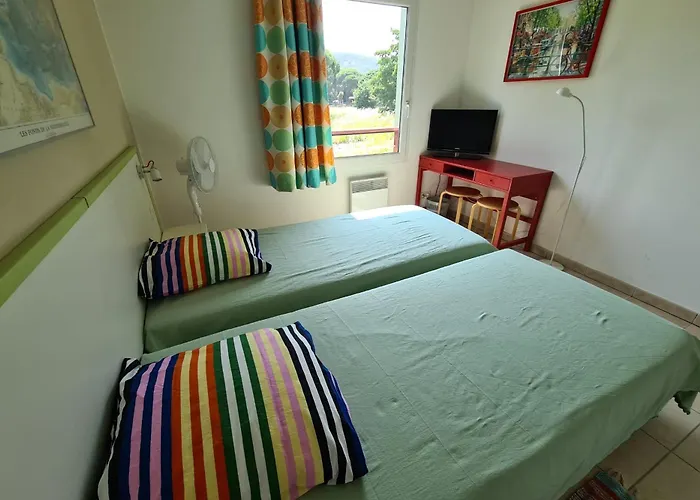 Spacious With Pool Apartmán Saint-Raphaël